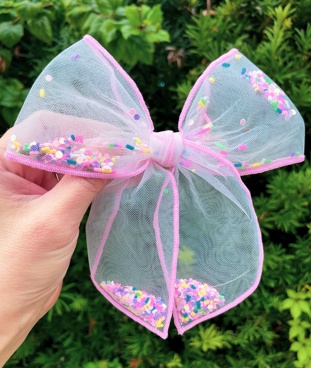 Sprinkle Shaker Bow