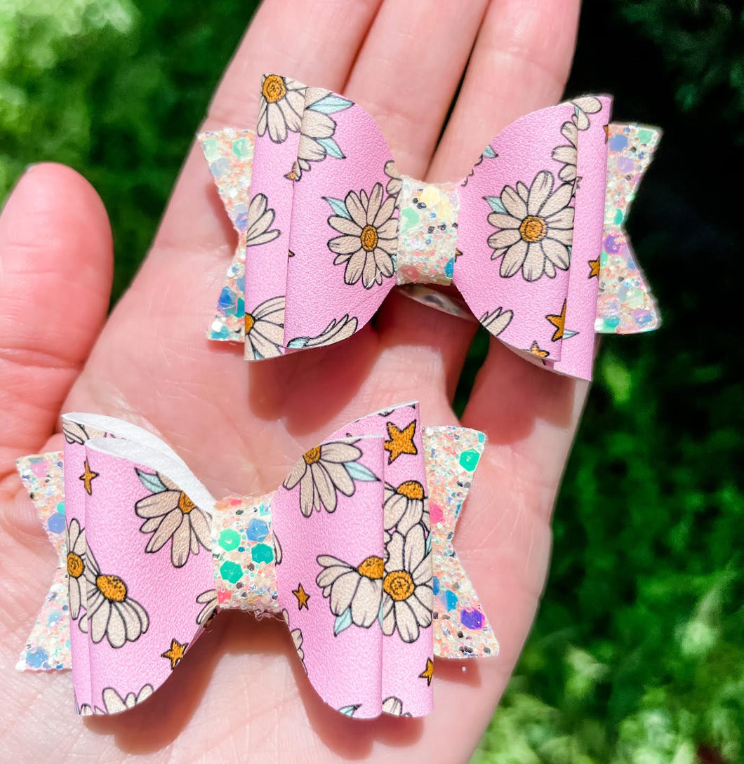 Dainty Daisy Pigtail Minis
